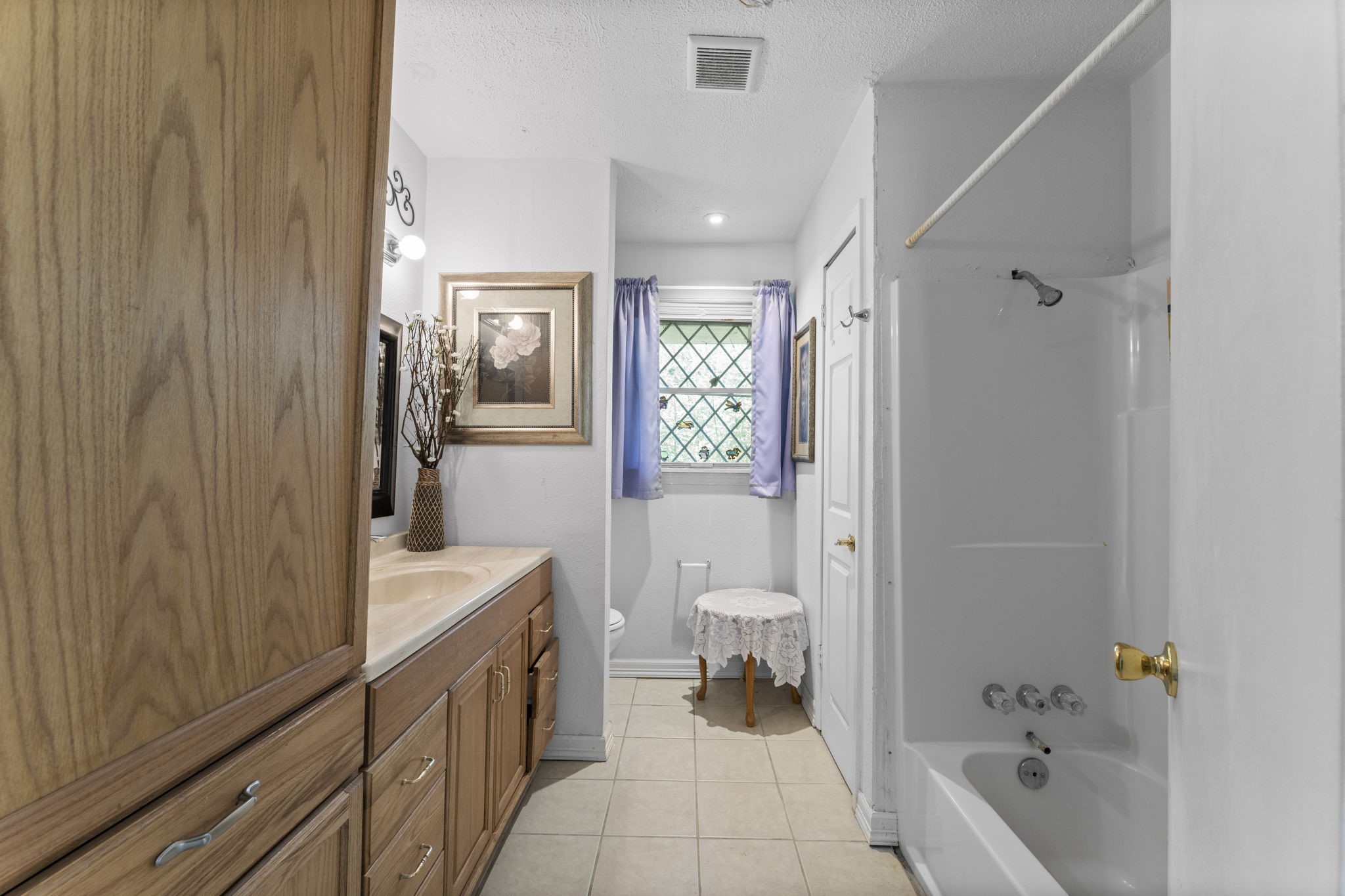814 Isetta Lane Property Photo 14