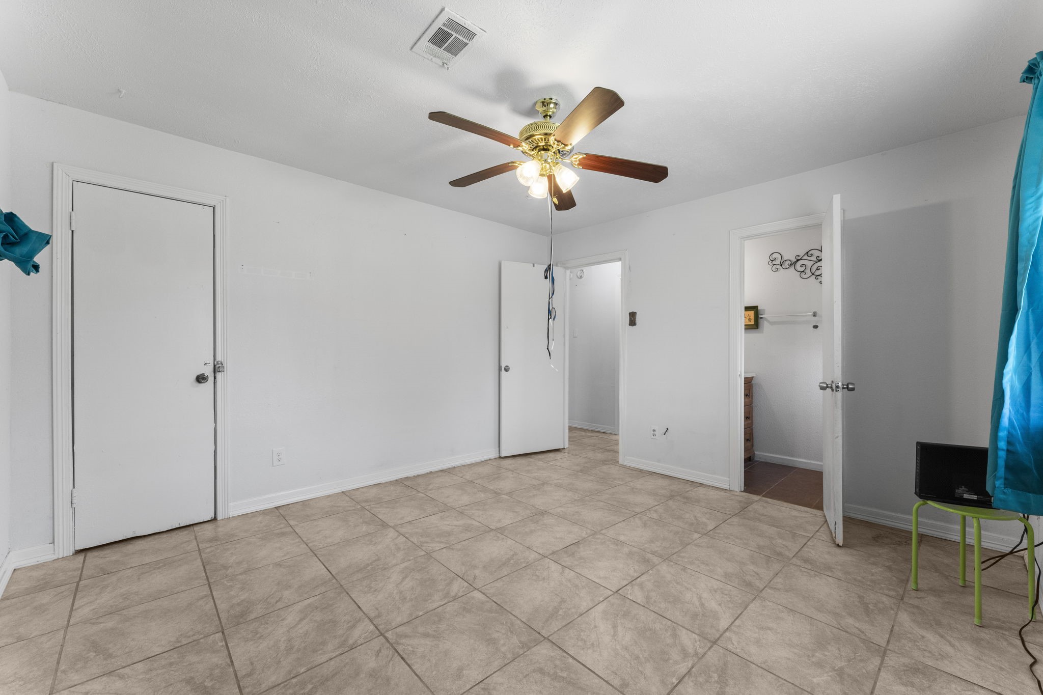 814 Isetta Lane Property Photo 19