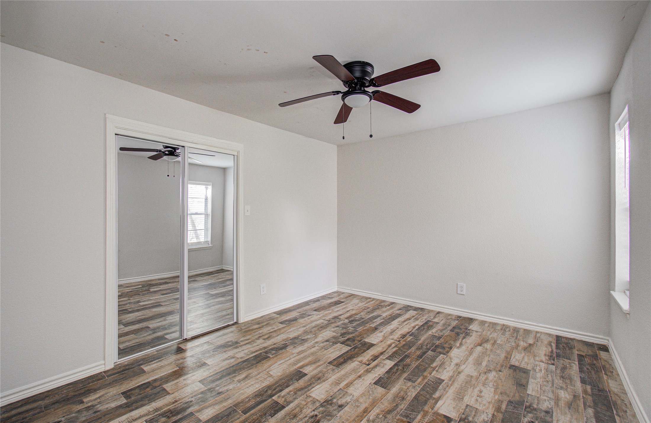 5507 Braesvalley Drive Property Photo 25