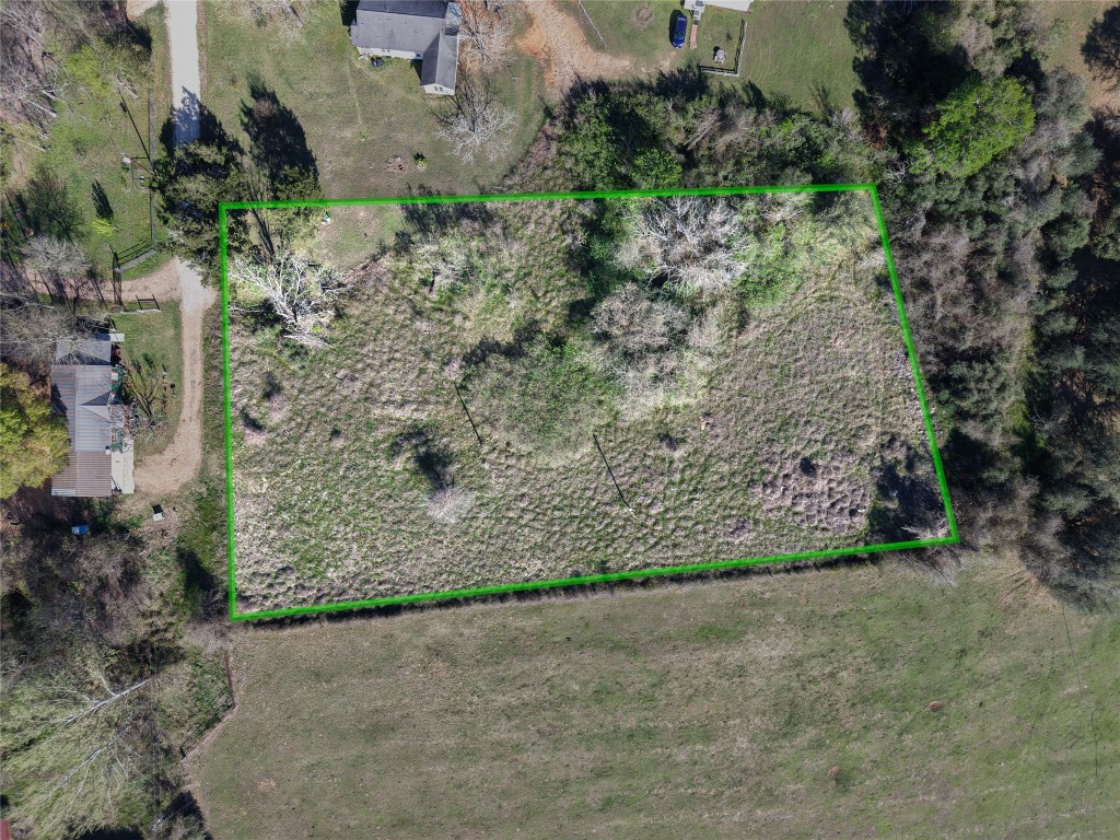 5622 Sample Cemetery Lane Property Photo 2
