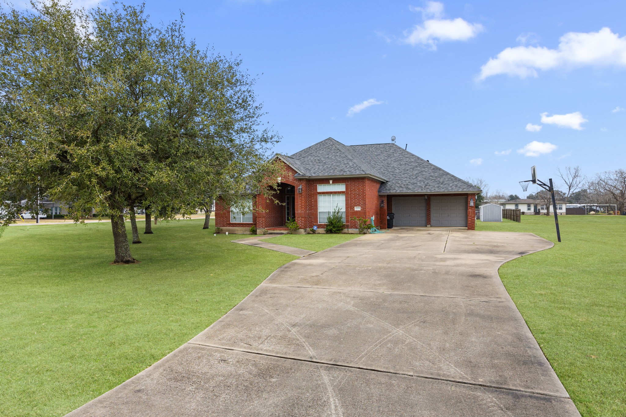 6908 Westgate Street Property Photo 3