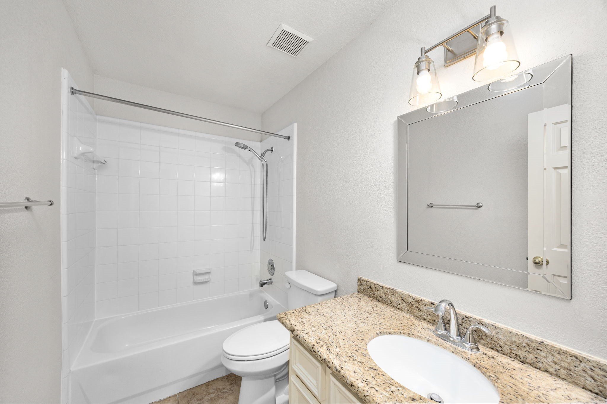 6908 Westgate Street Property Photo 6