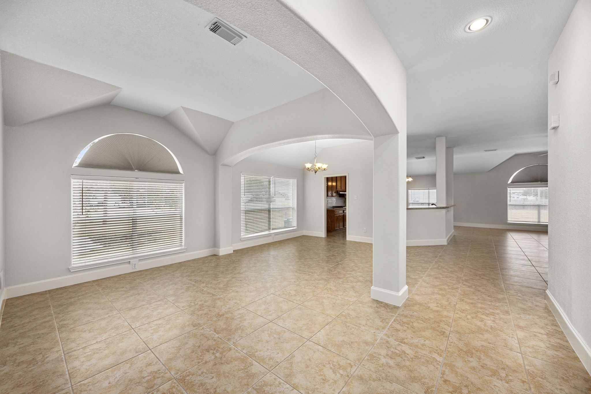 6908 Westgate Street Property Photo 10