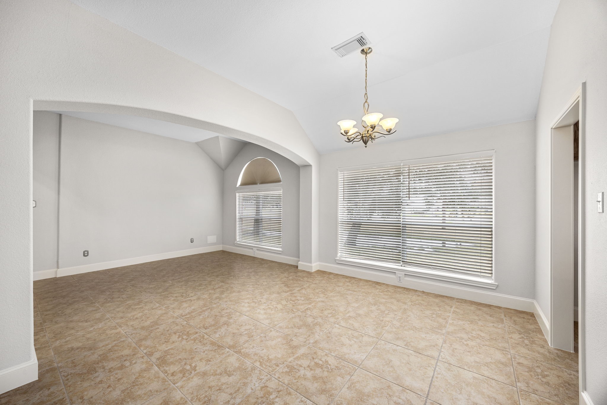 6908 Westgate Street Property Photo 13