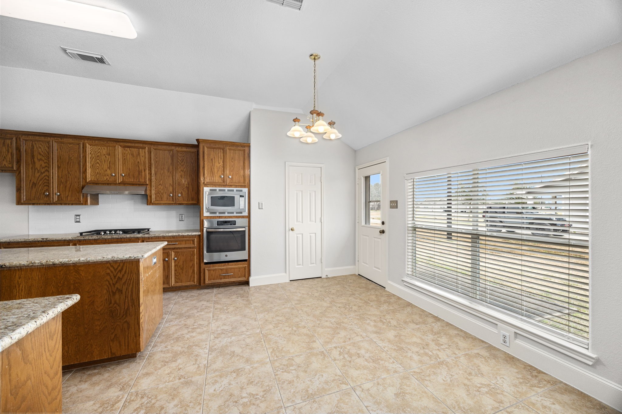 6908 Westgate Street Property Photo 21