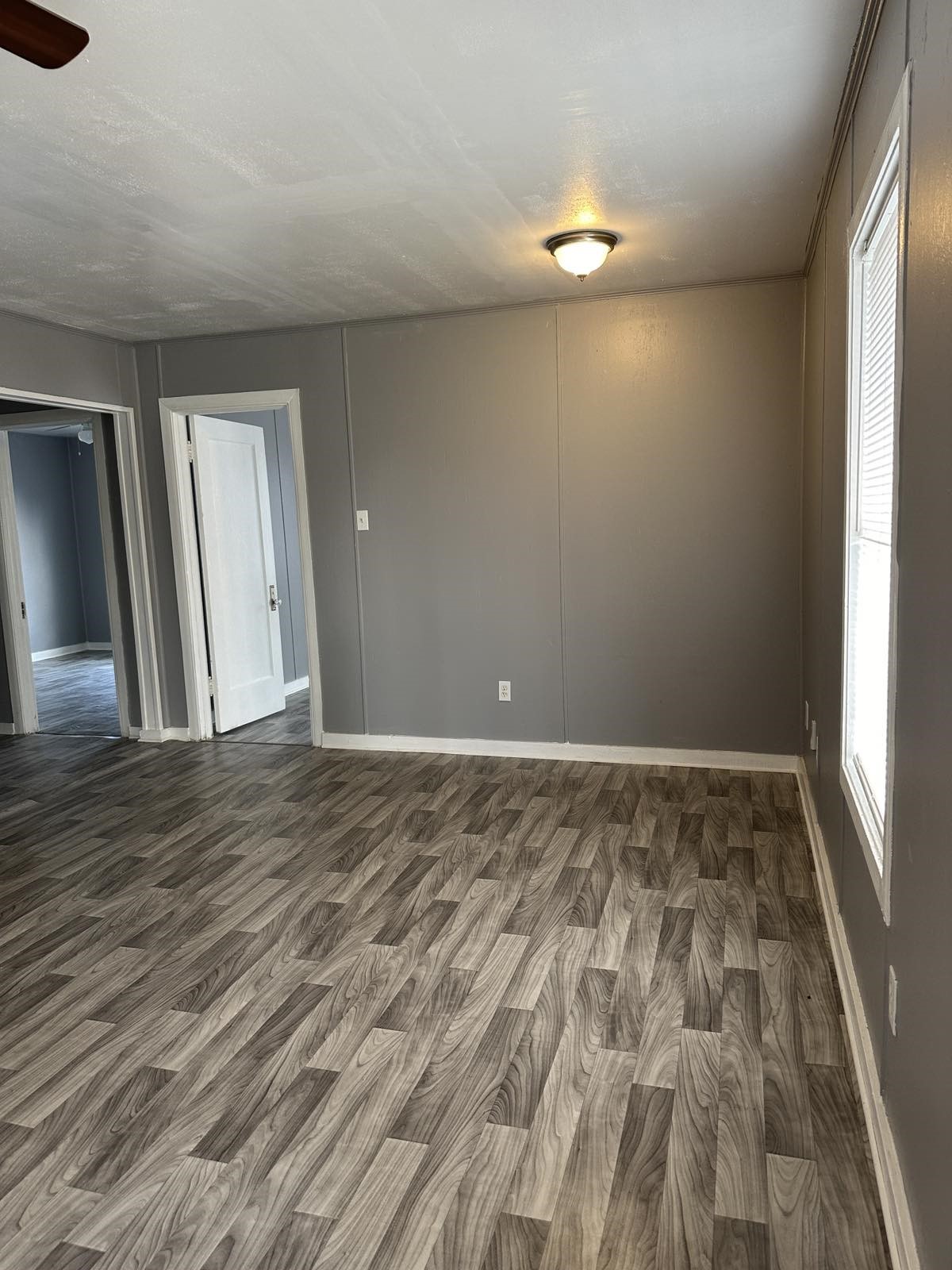 1907 Avenue C 4 Property Photo 3