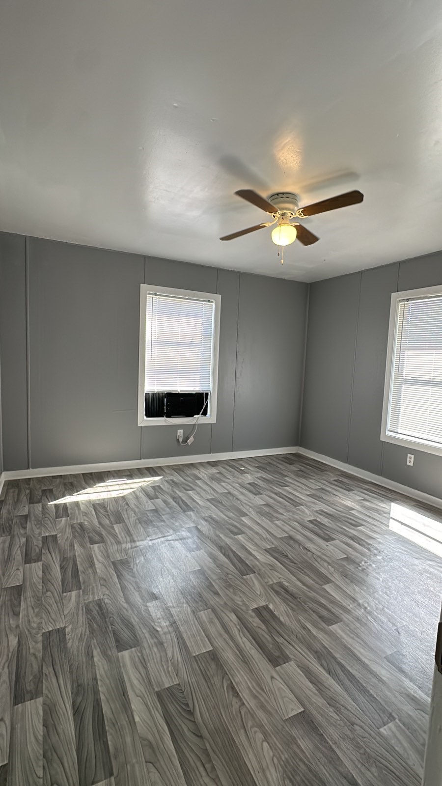 1907 Avenue C 4 Property Photo 8