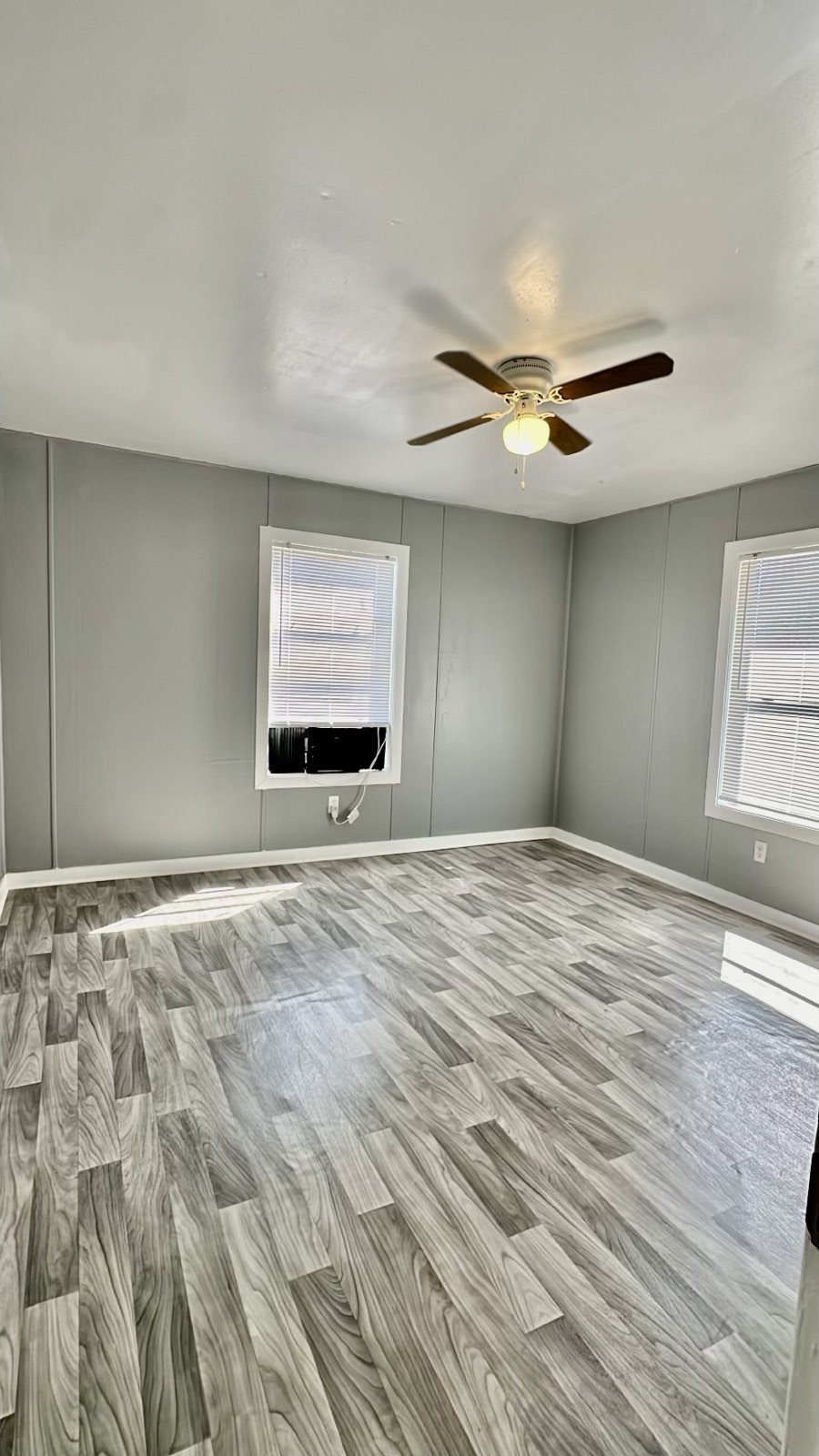 1907 Avenue C 4 Property Photo 11