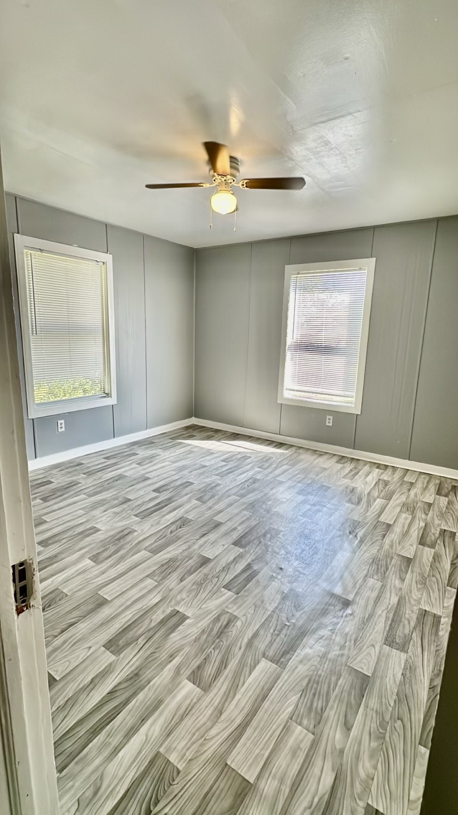 1907 Avenue C 4 Property Photo 12