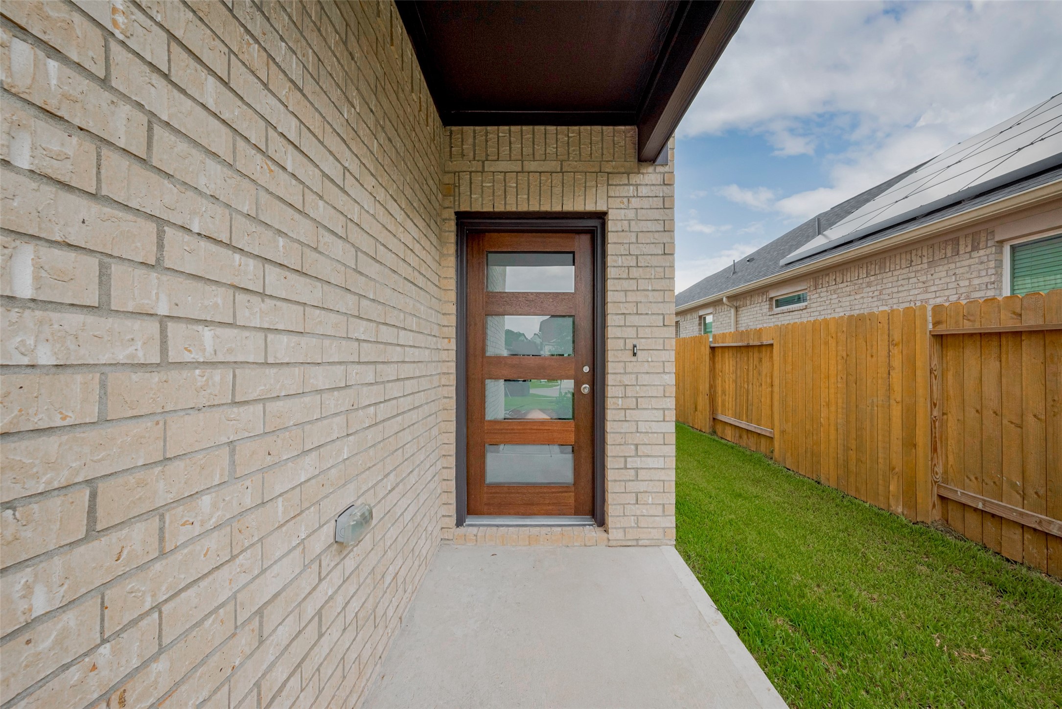 27097 Kestrel Trail Property Photo 4