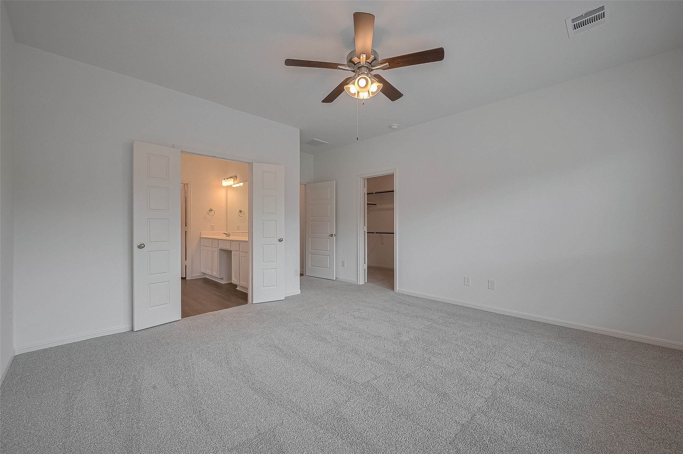 27097 Kestrel Trail Property Photo 32