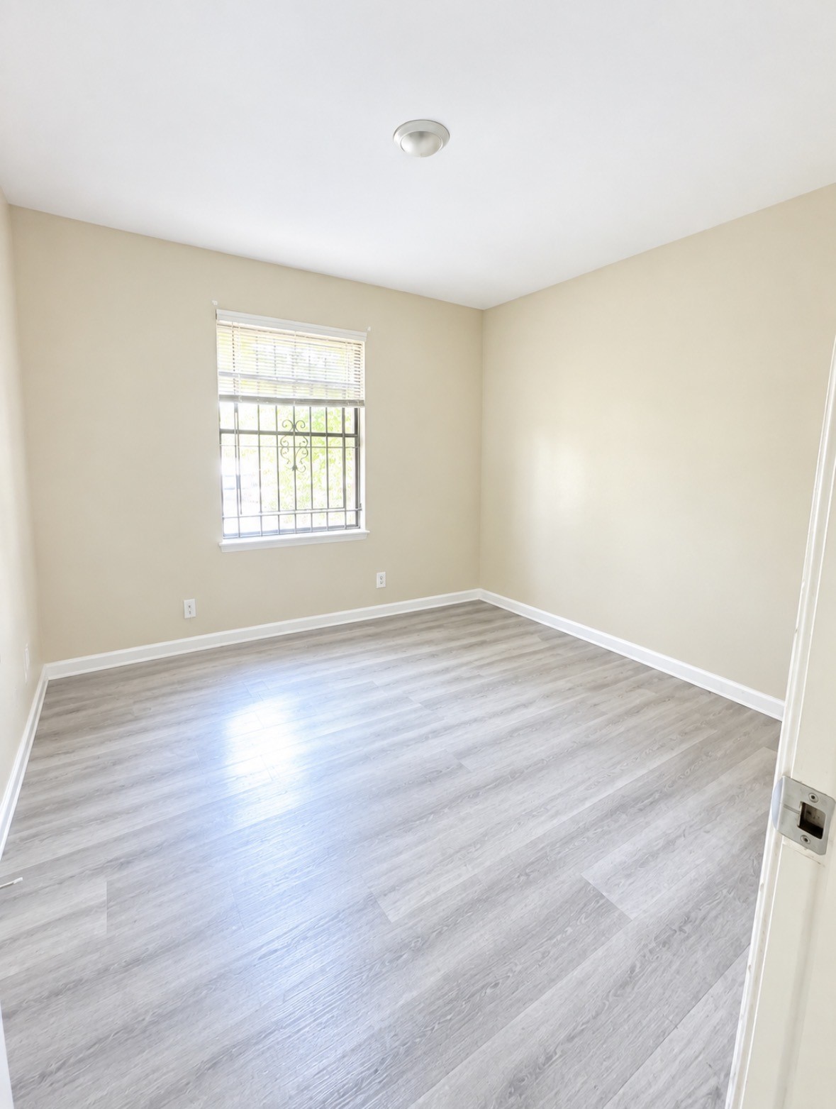 4414 Brisbane Street Property Photo 8