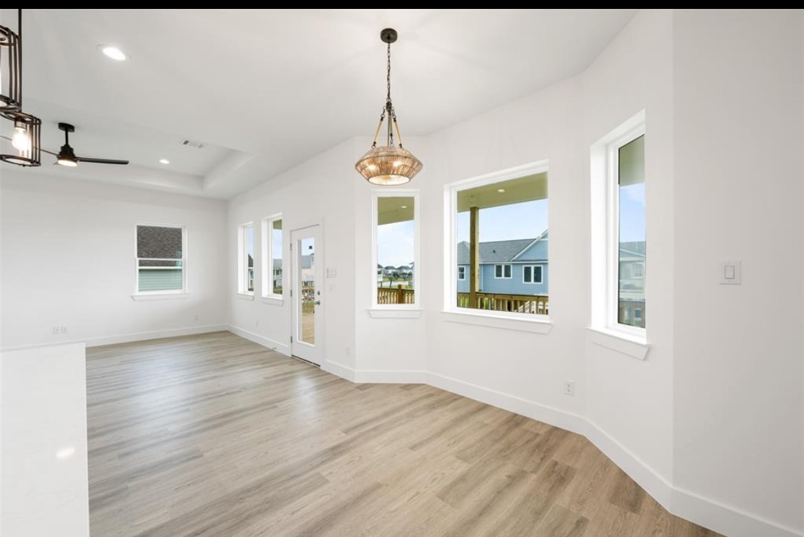22805 Miramar Circle Property Photo 20