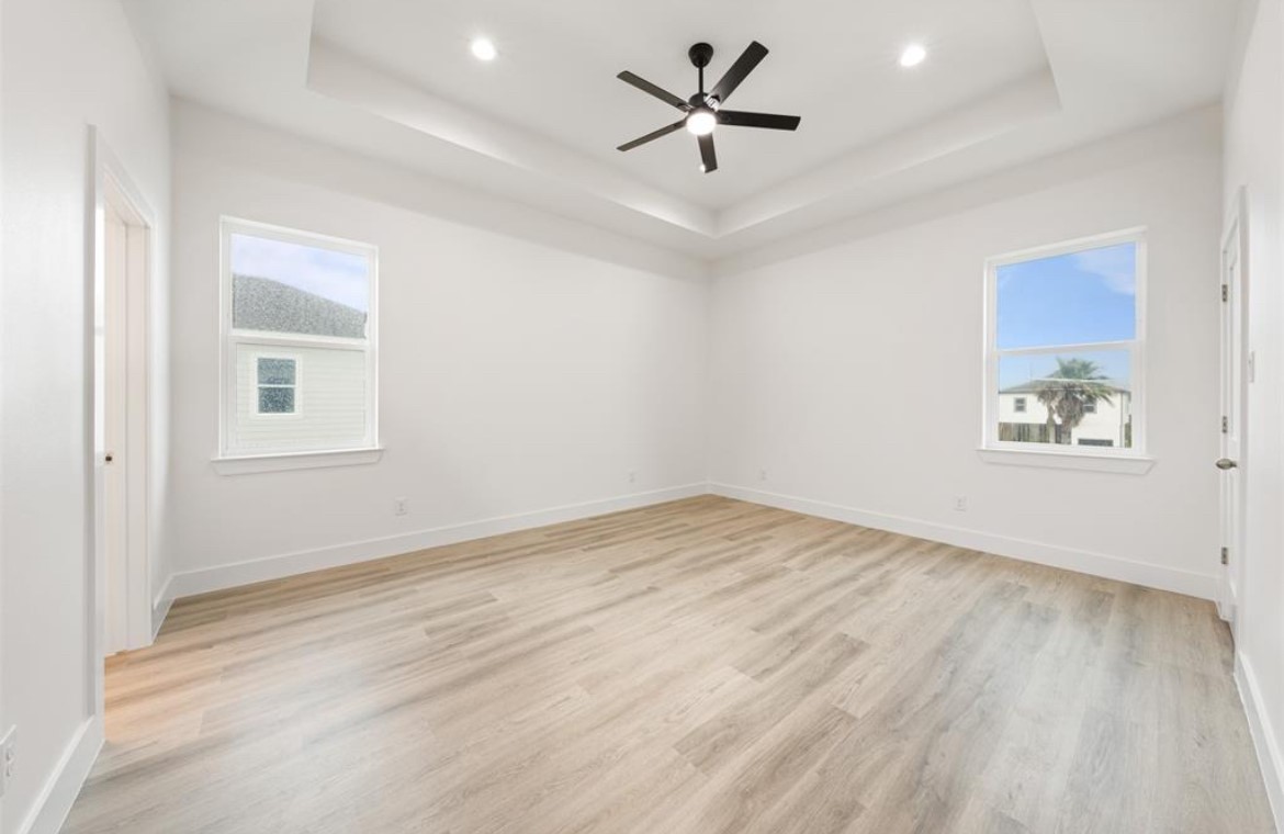 22805 Miramar Circle Property Photo 27
