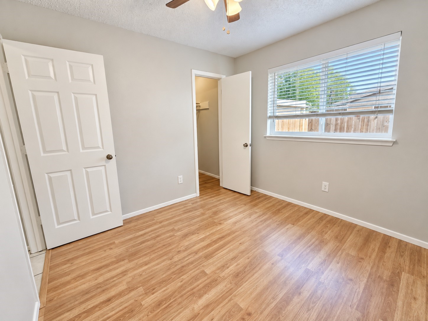 662 Fair Oak Drive Property Photo 13