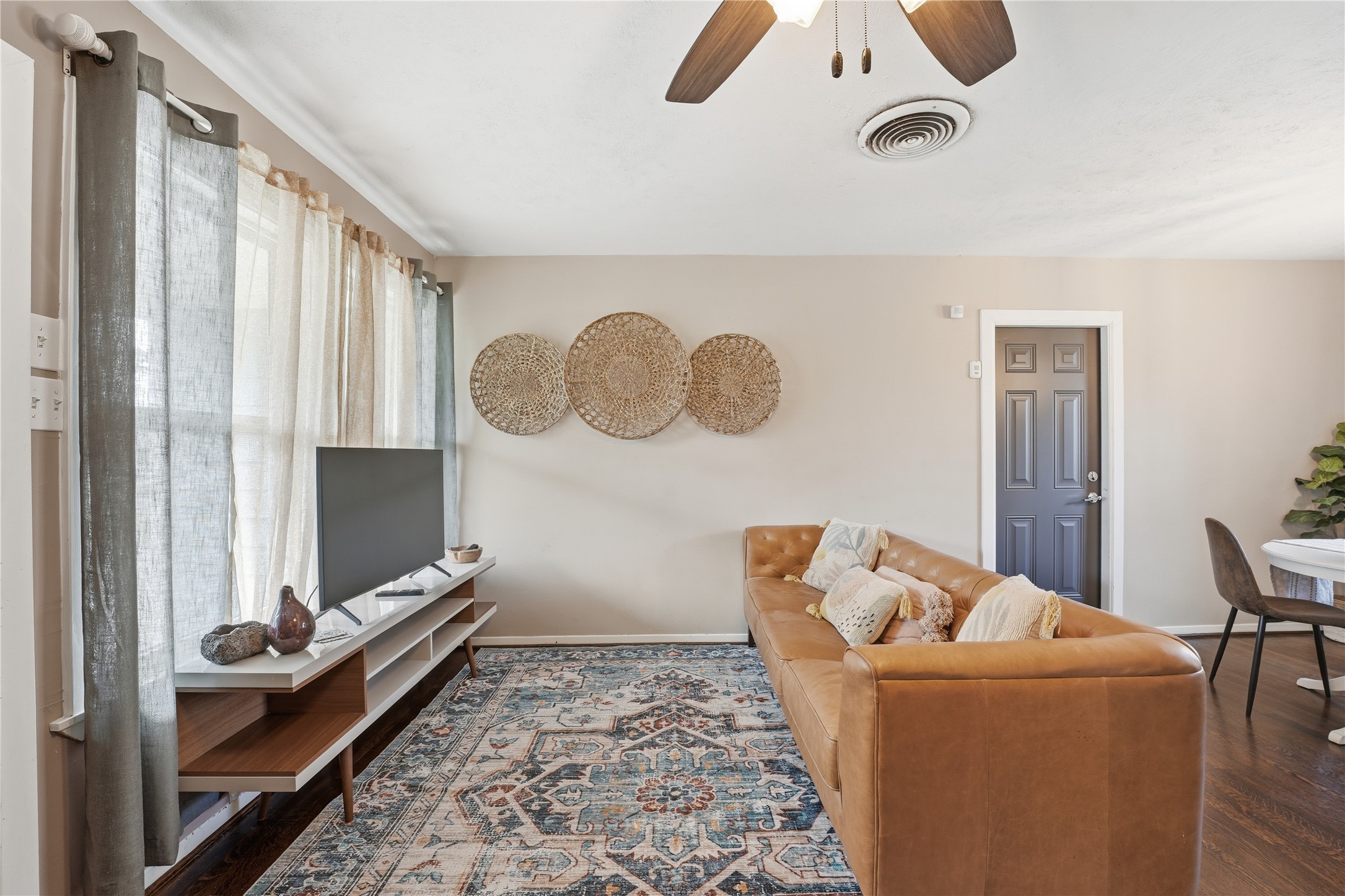 10355 Duncum Street Property Photo 5