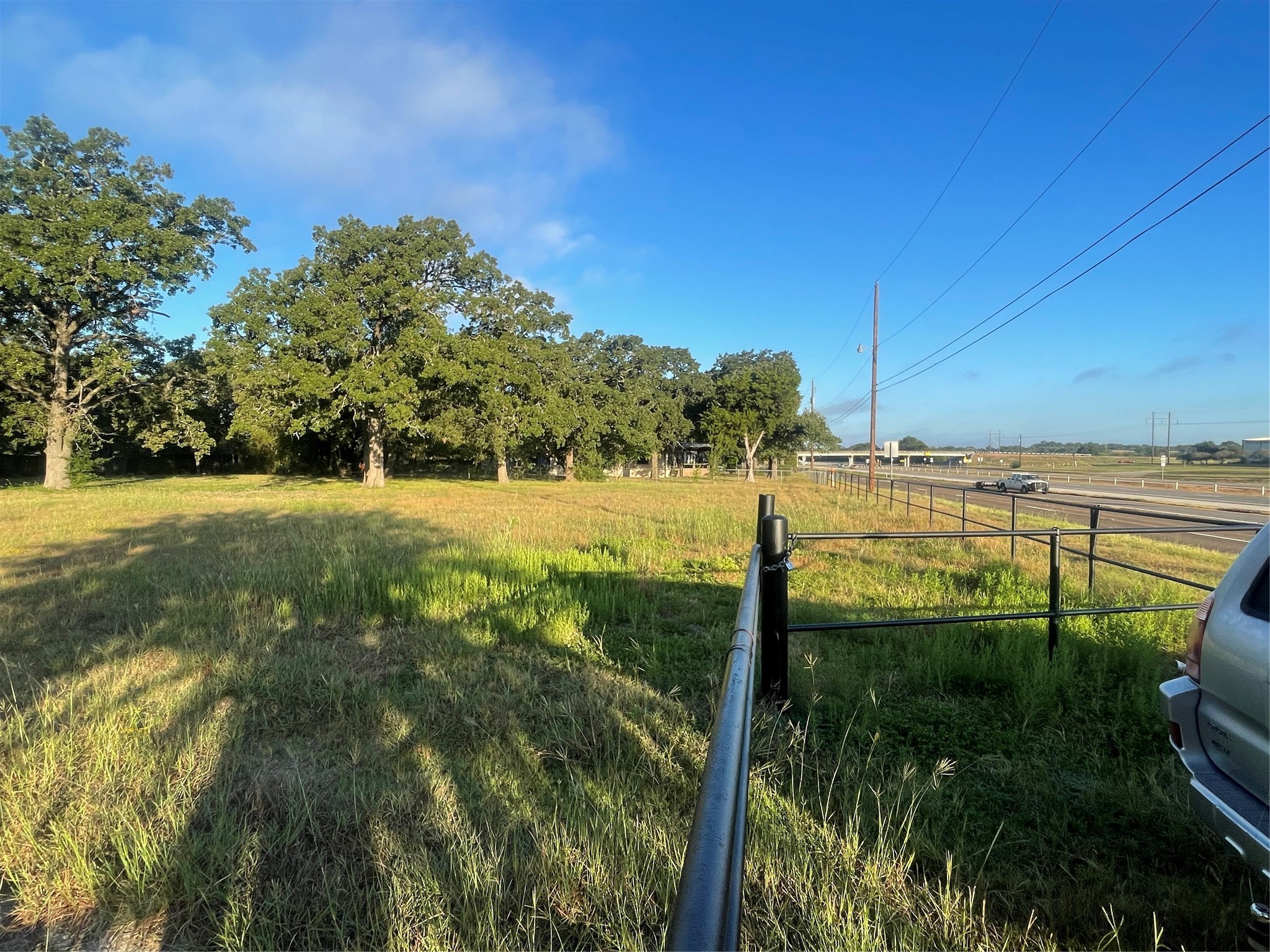 2273 N Earl Rudder Freeway Property Photo 3