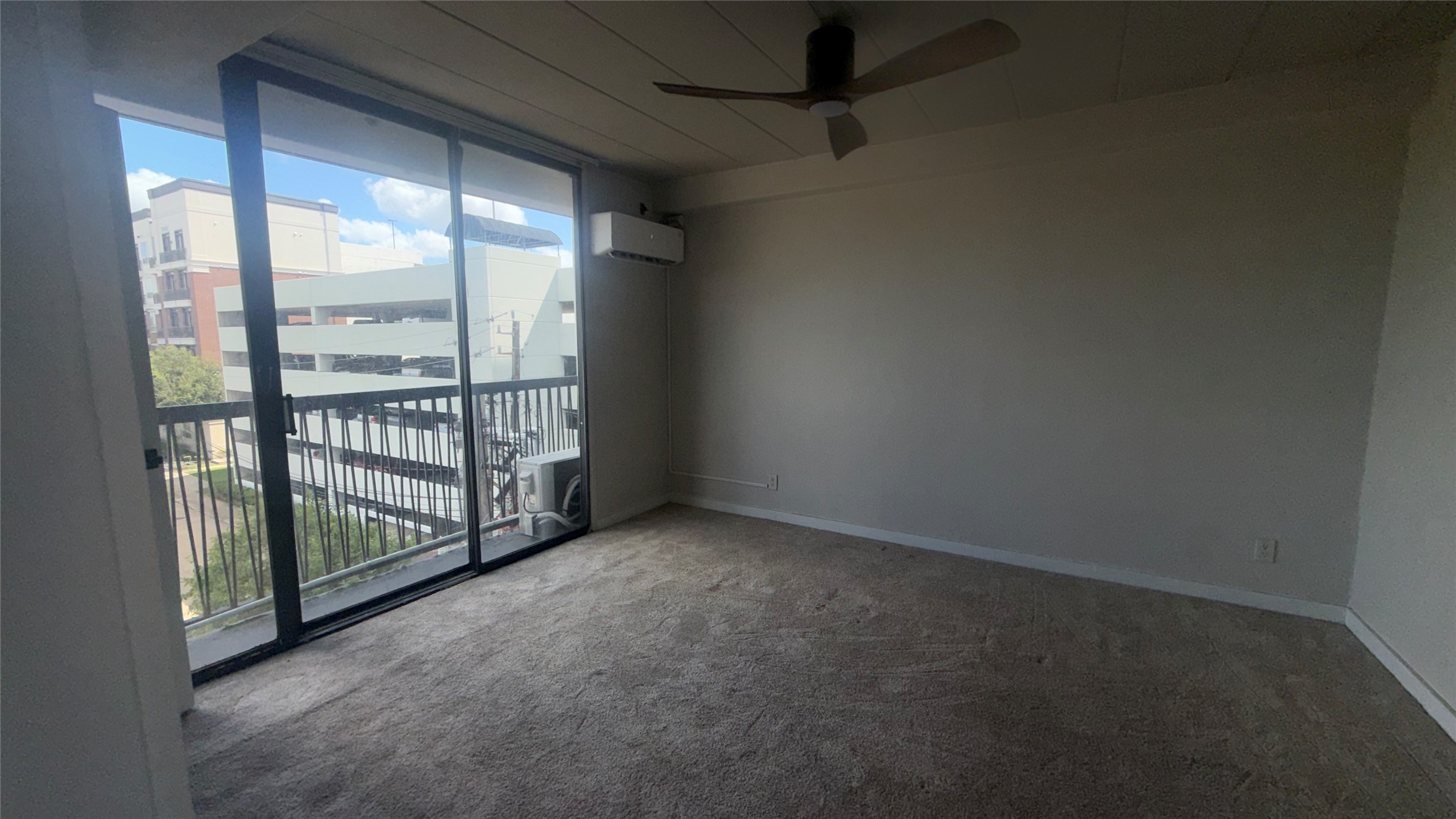 5400 Memorial Drive 410 Property Photo 14