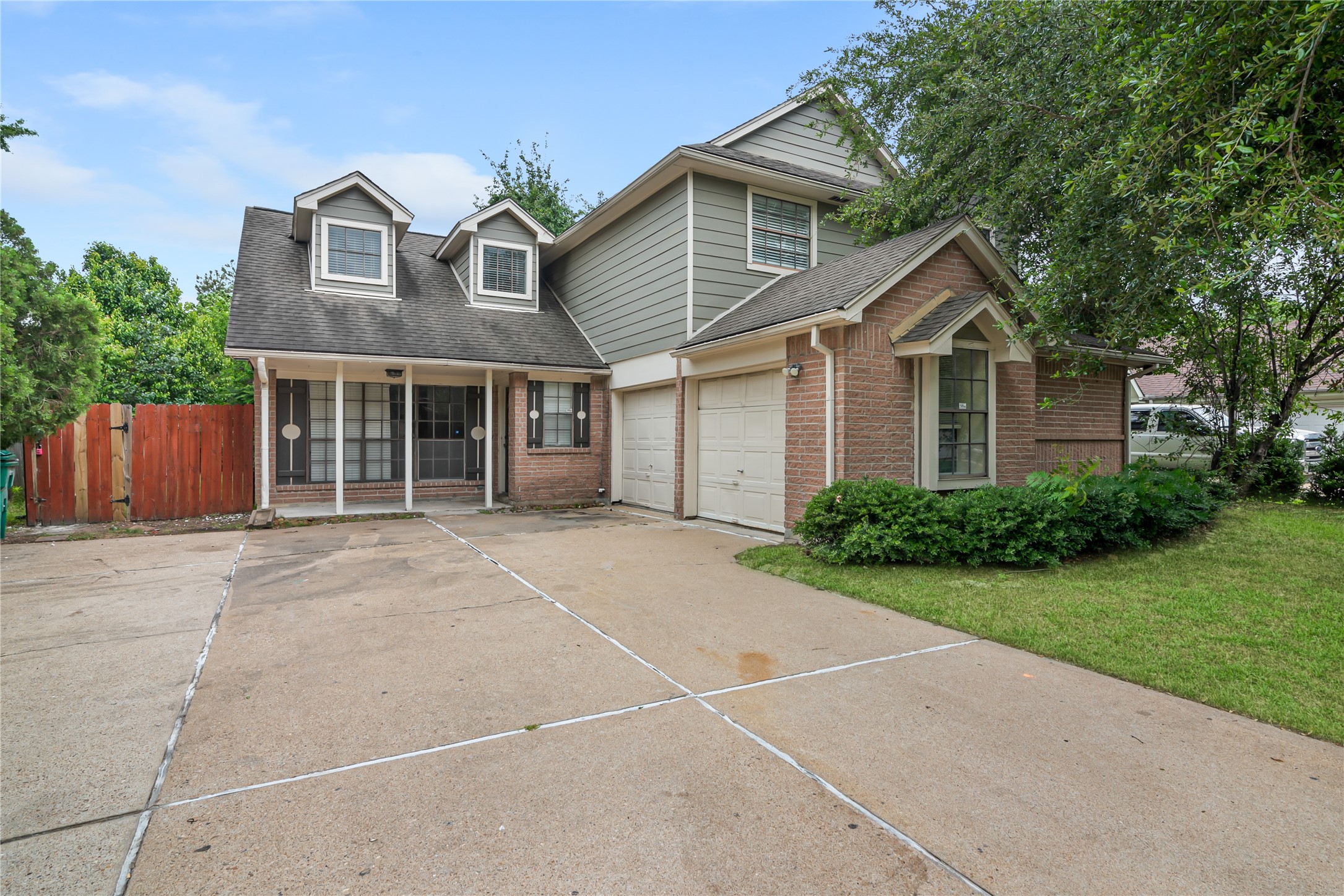4807 Shadowdale Drive Property Photo 1