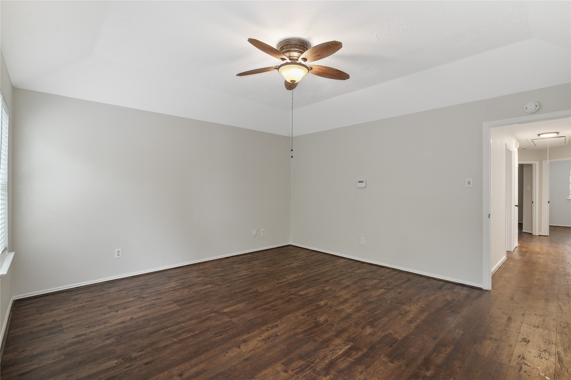 4807 Shadowdale Drive Property Photo 17