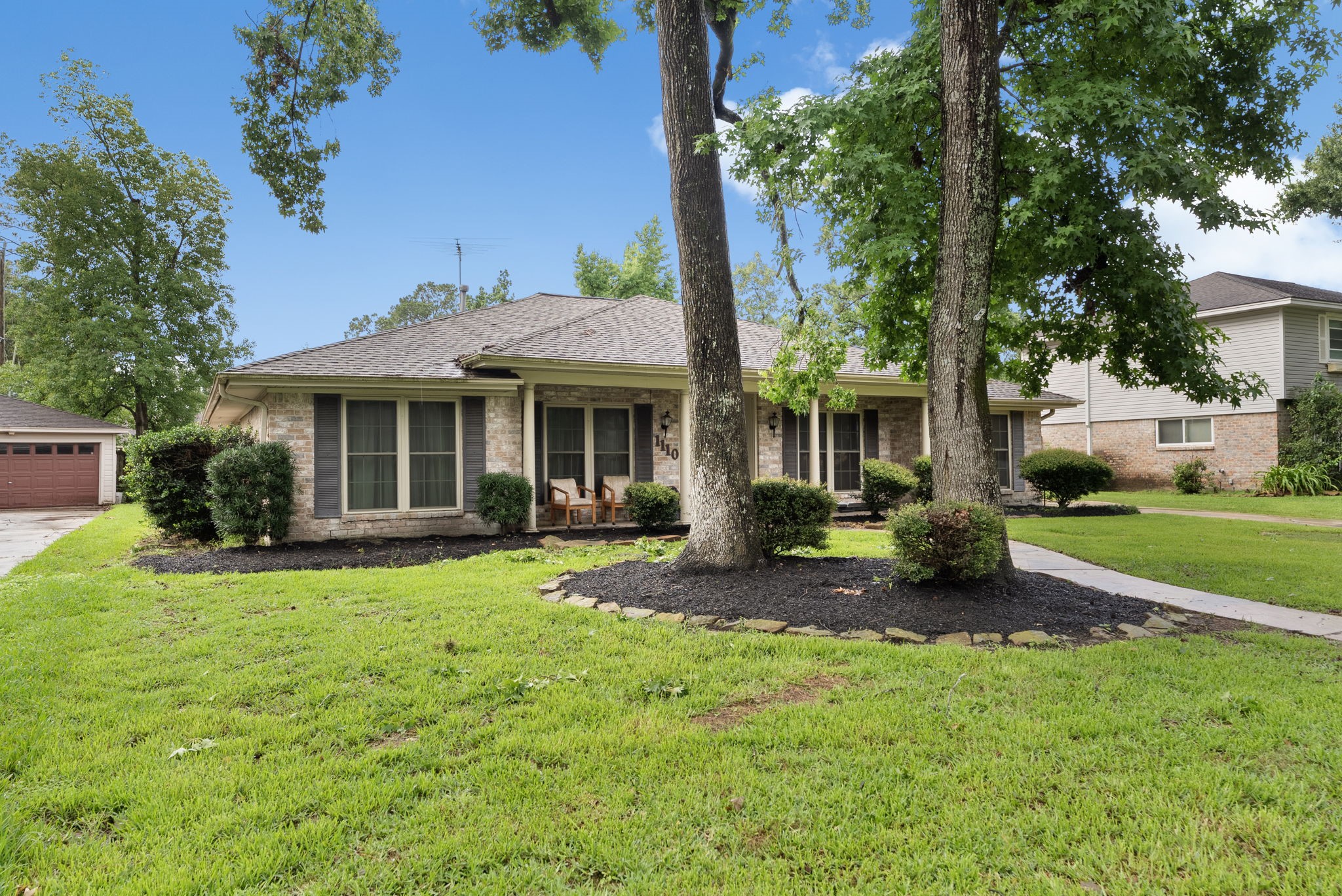 1110 Pear Tree Lane Property Photo 2