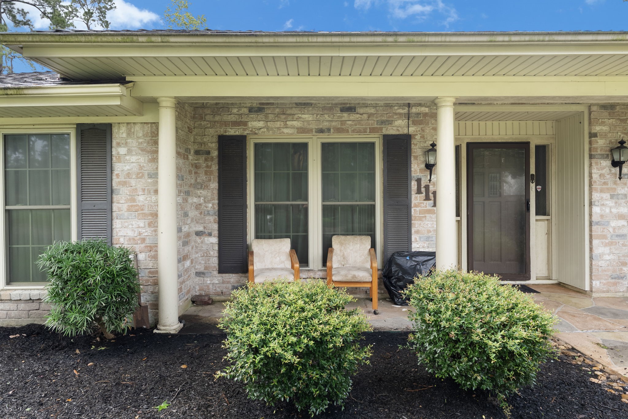 1110 Pear Tree Lane Property Photo 5