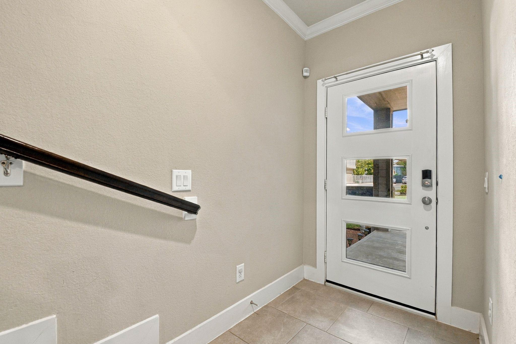 2117 Sequoia Woods Drive Property Photo 5