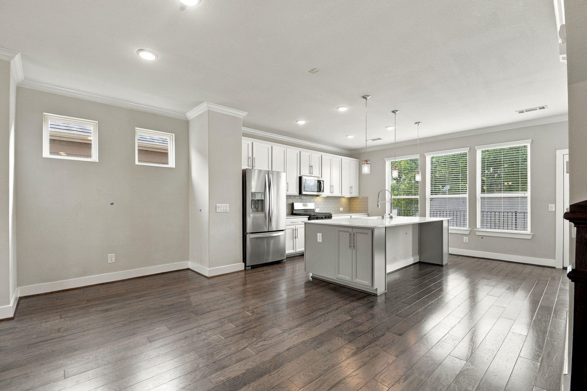 2117 Sequoia Woods Drive Property Photo 15