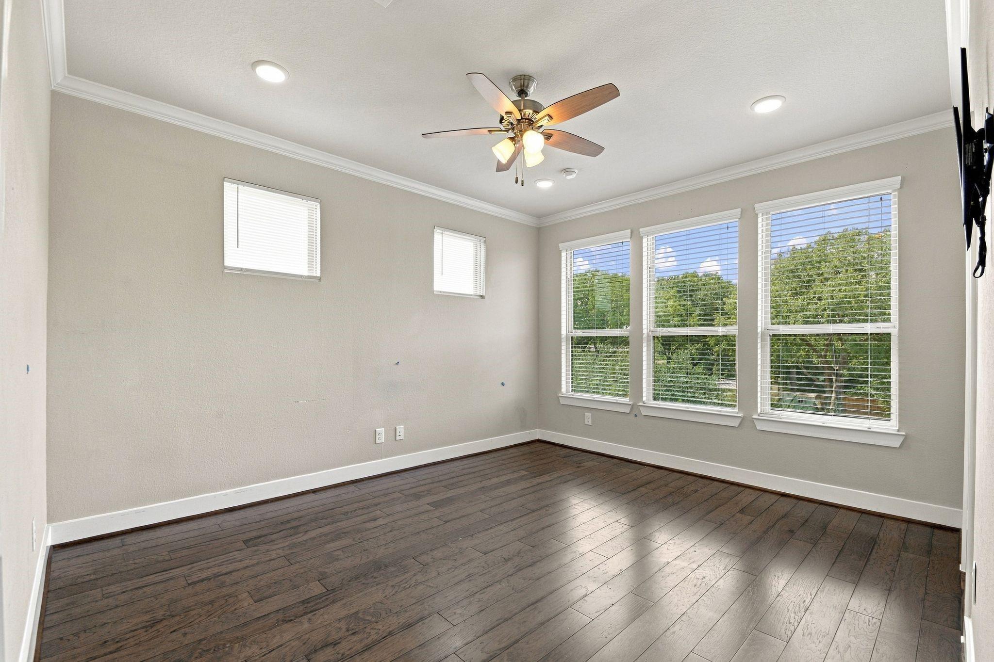 2117 Sequoia Woods Drive Property Photo 21