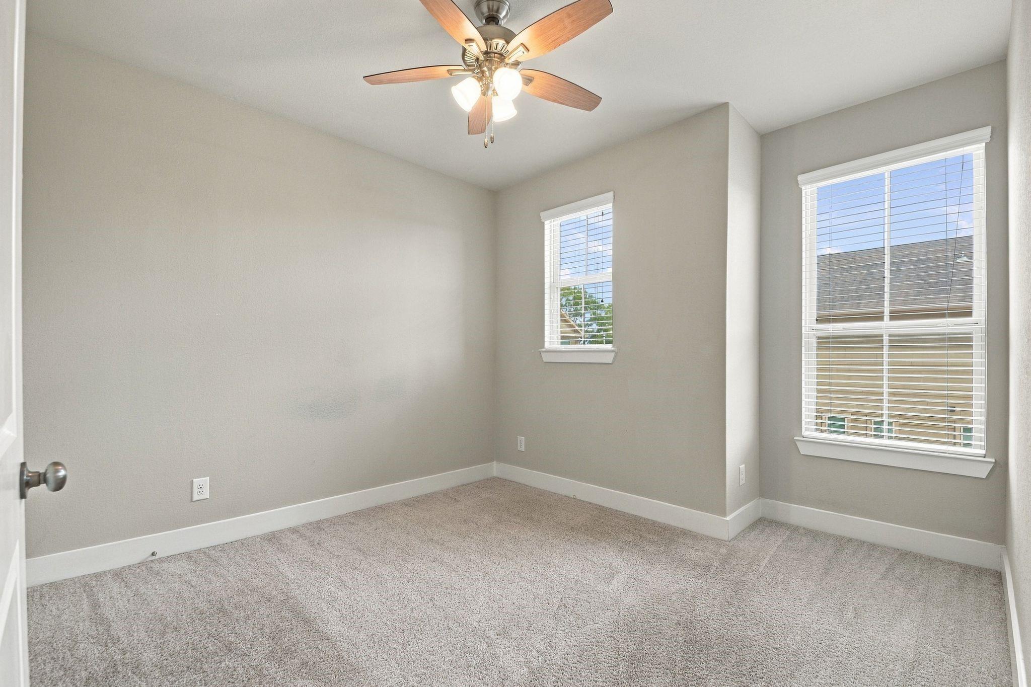 2117 Sequoia Woods Drive Property Photo 24