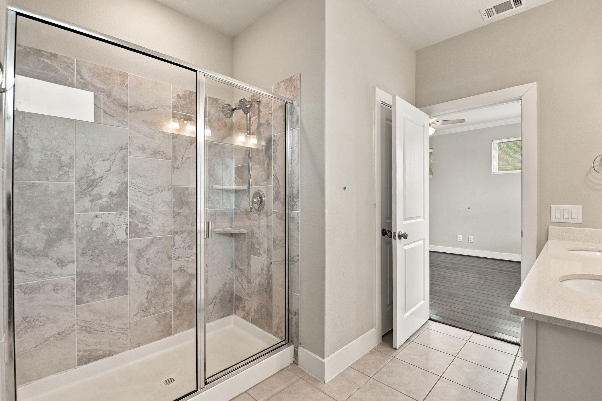 2117 Sequoia Woods Drive Property Photo 31