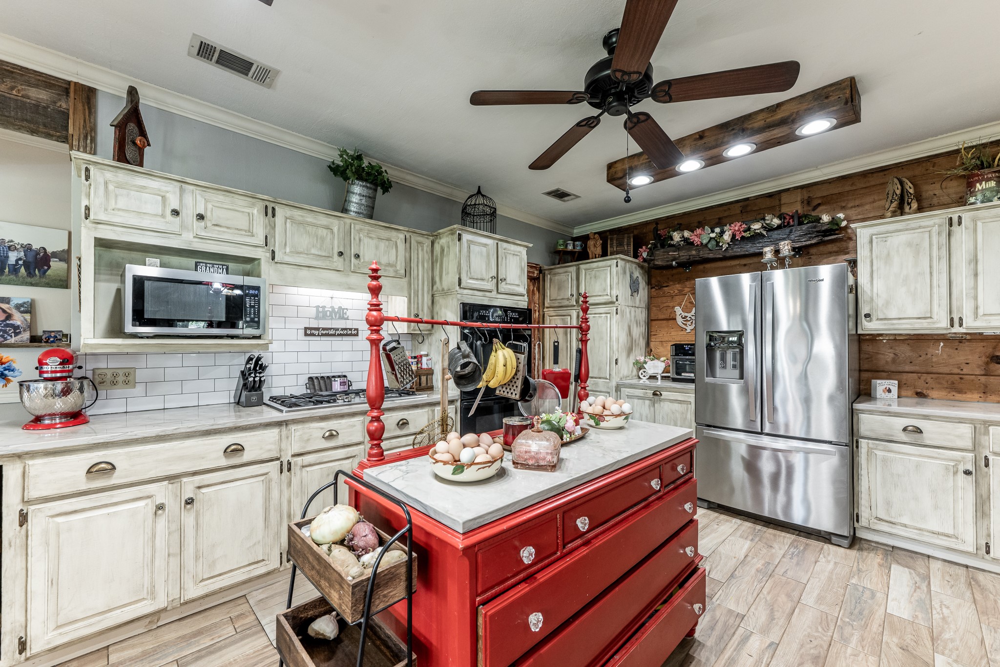 25790 Lakeside Drive Property Photo 12