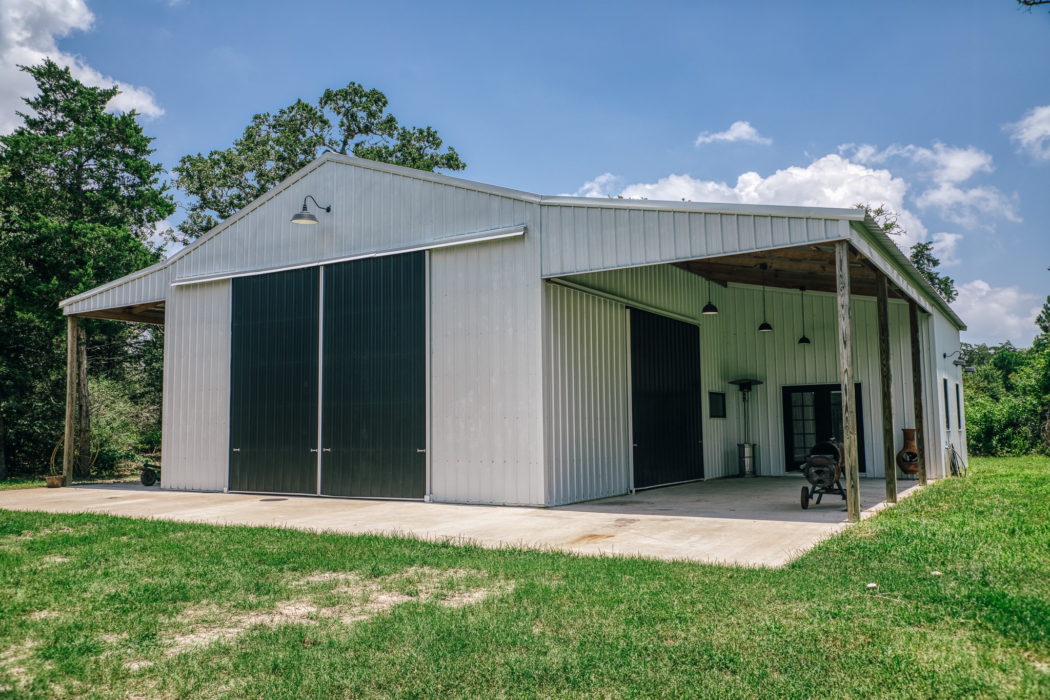 3301 Round Top Road Property Photo 11