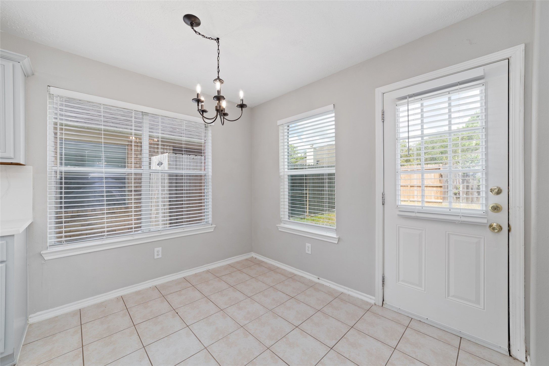 20418 Hidden Point Lane Property Photo 9