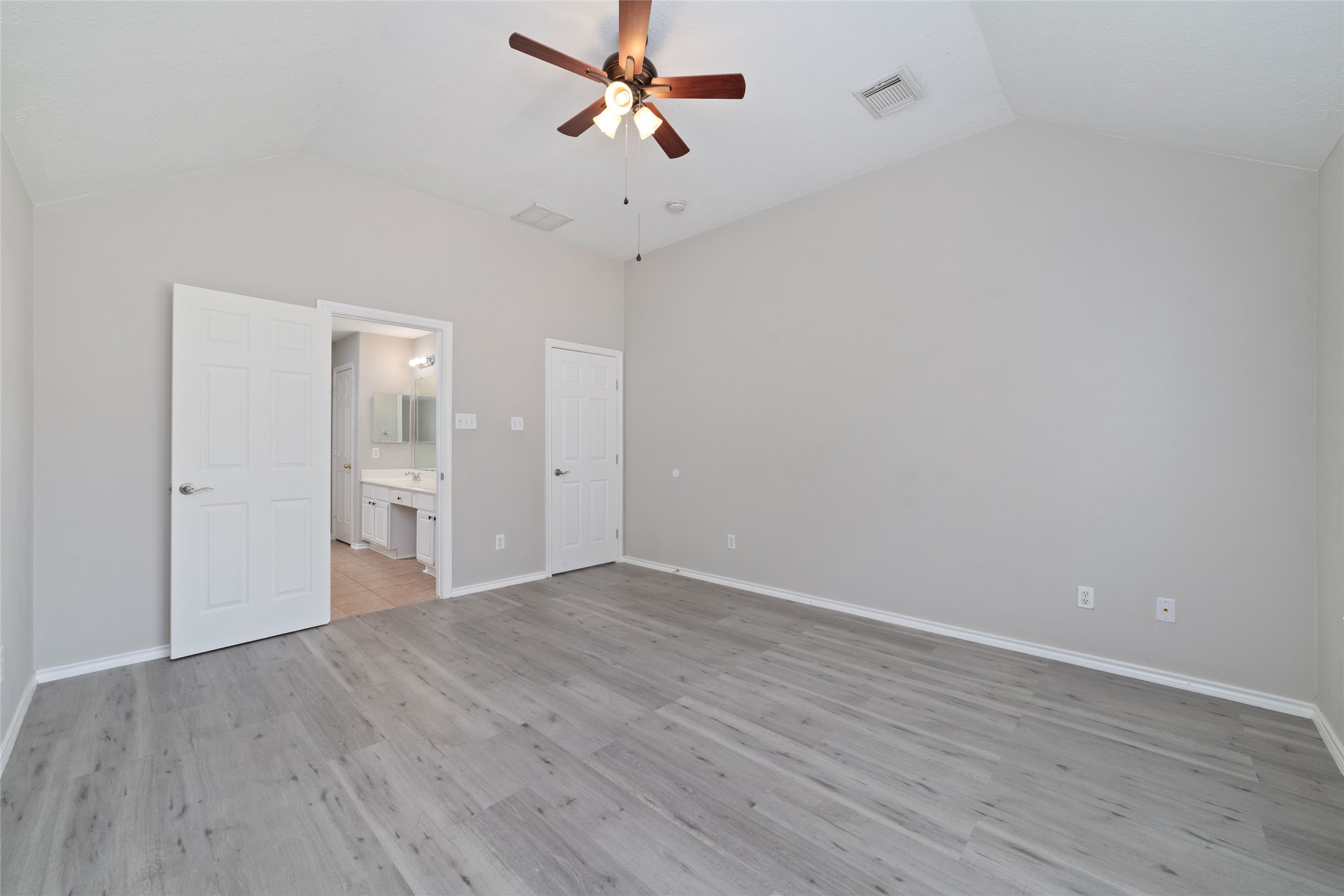 20418 Hidden Point Lane Property Photo 17