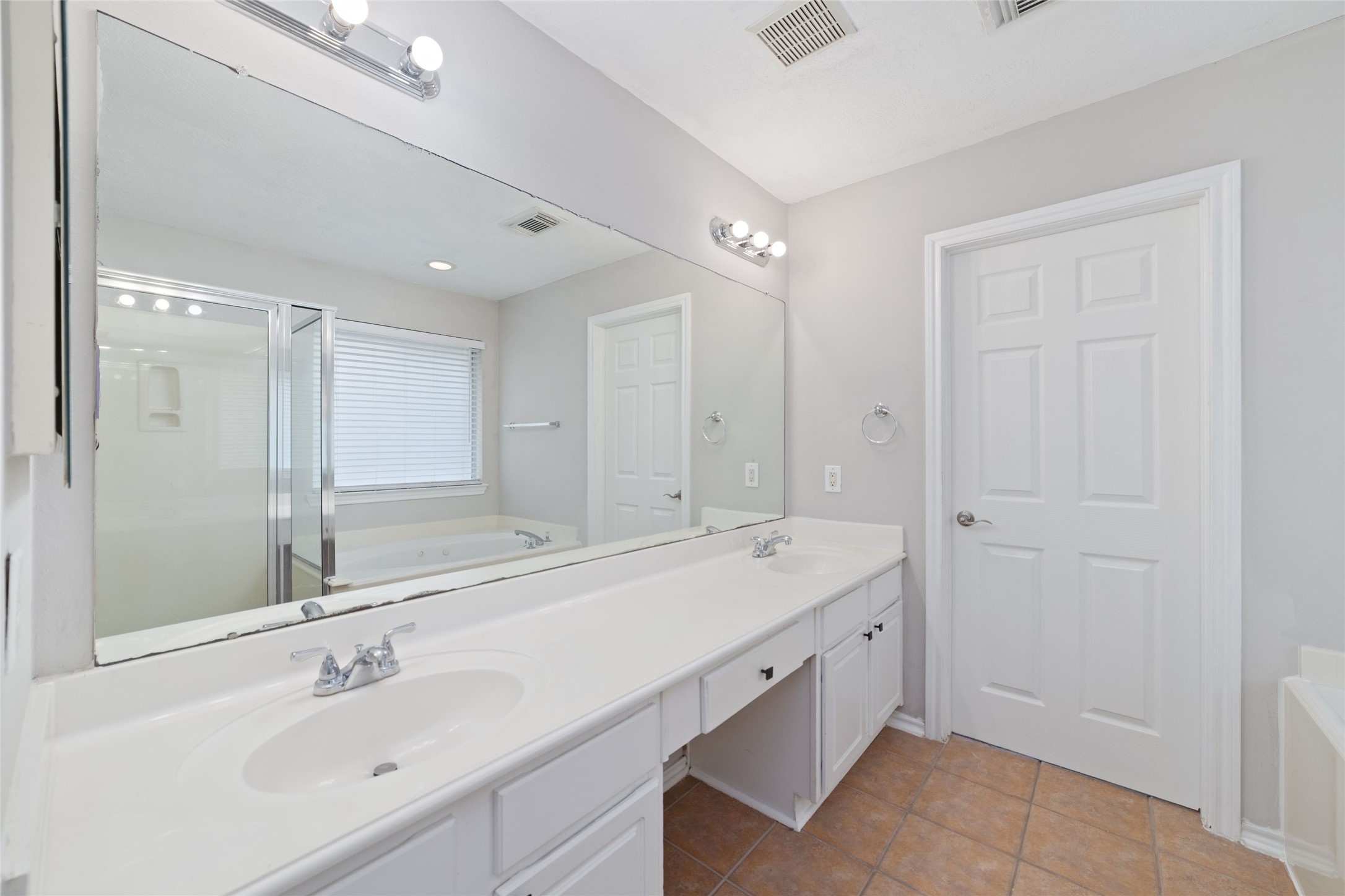 20418 Hidden Point Lane Property Photo 19