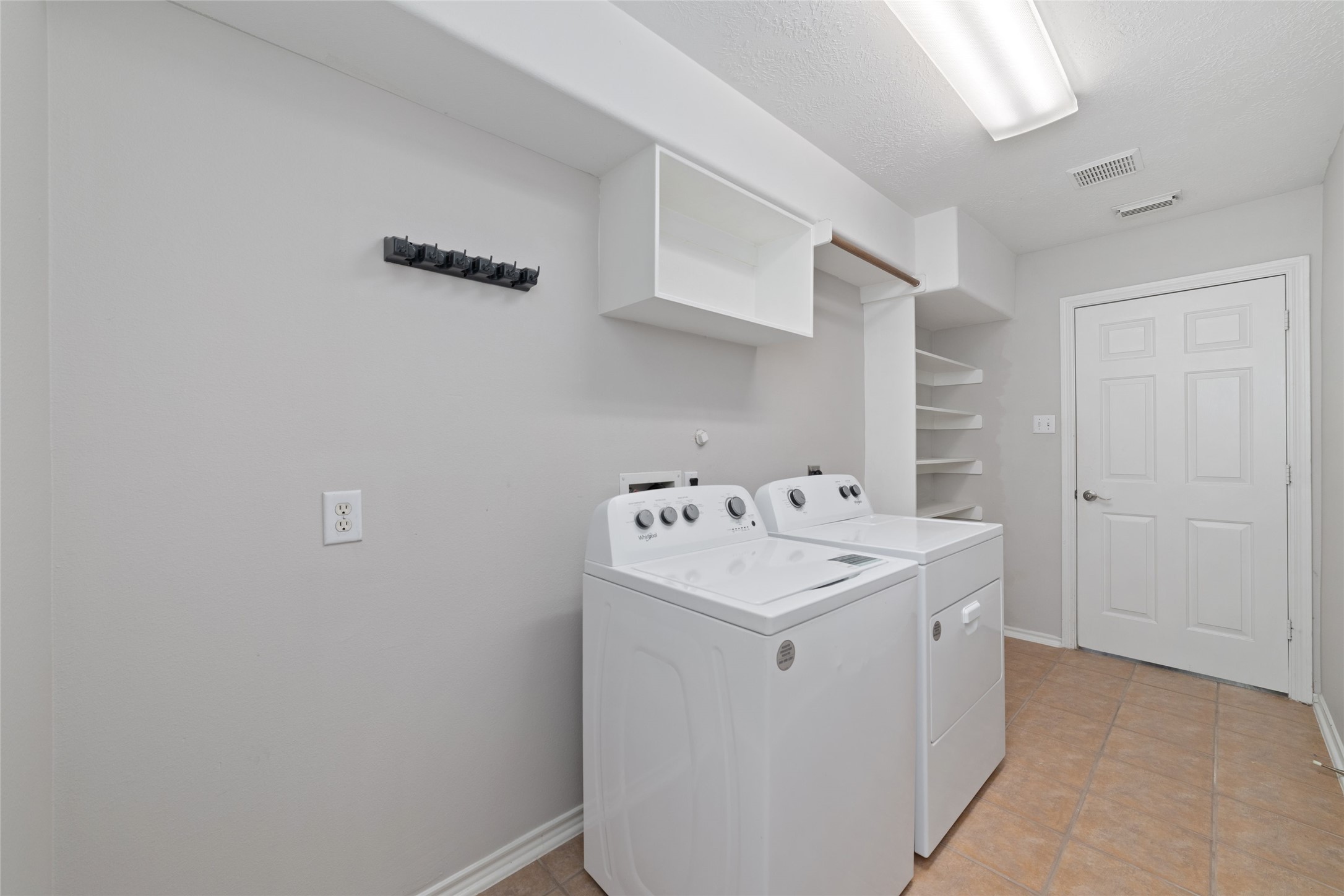 20418 Hidden Point Lane Property Photo 26
