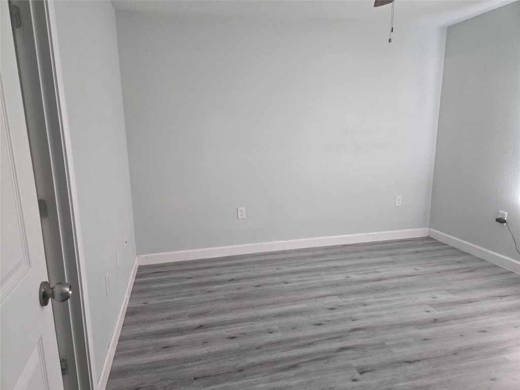 22061 Russell Drive 10 Property Photo 4