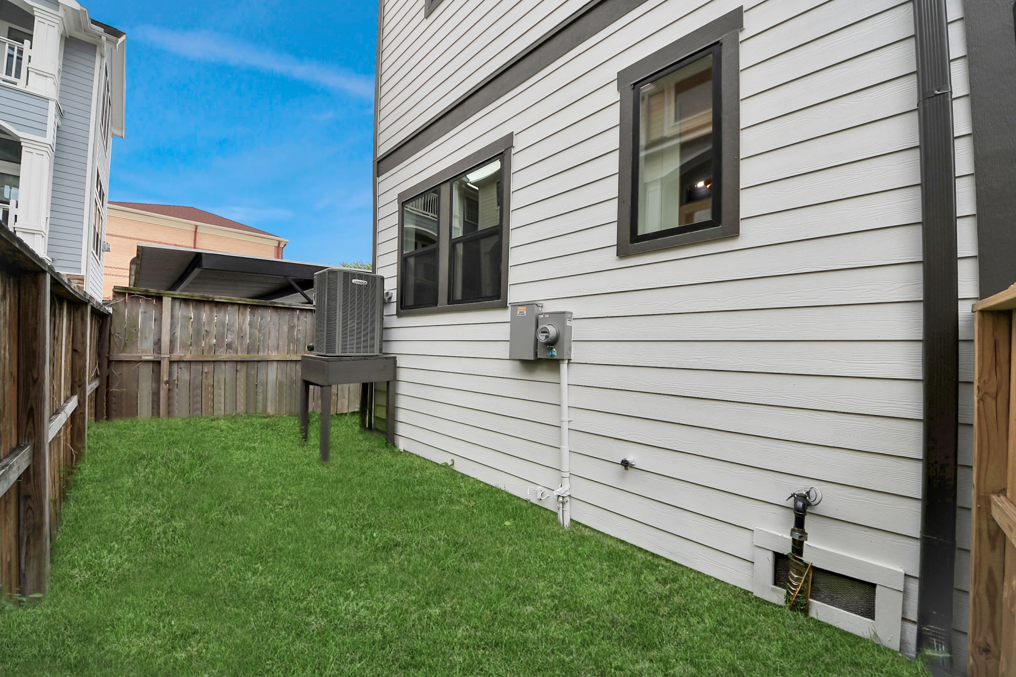 2430 Ella Boulevard Property Photo 41