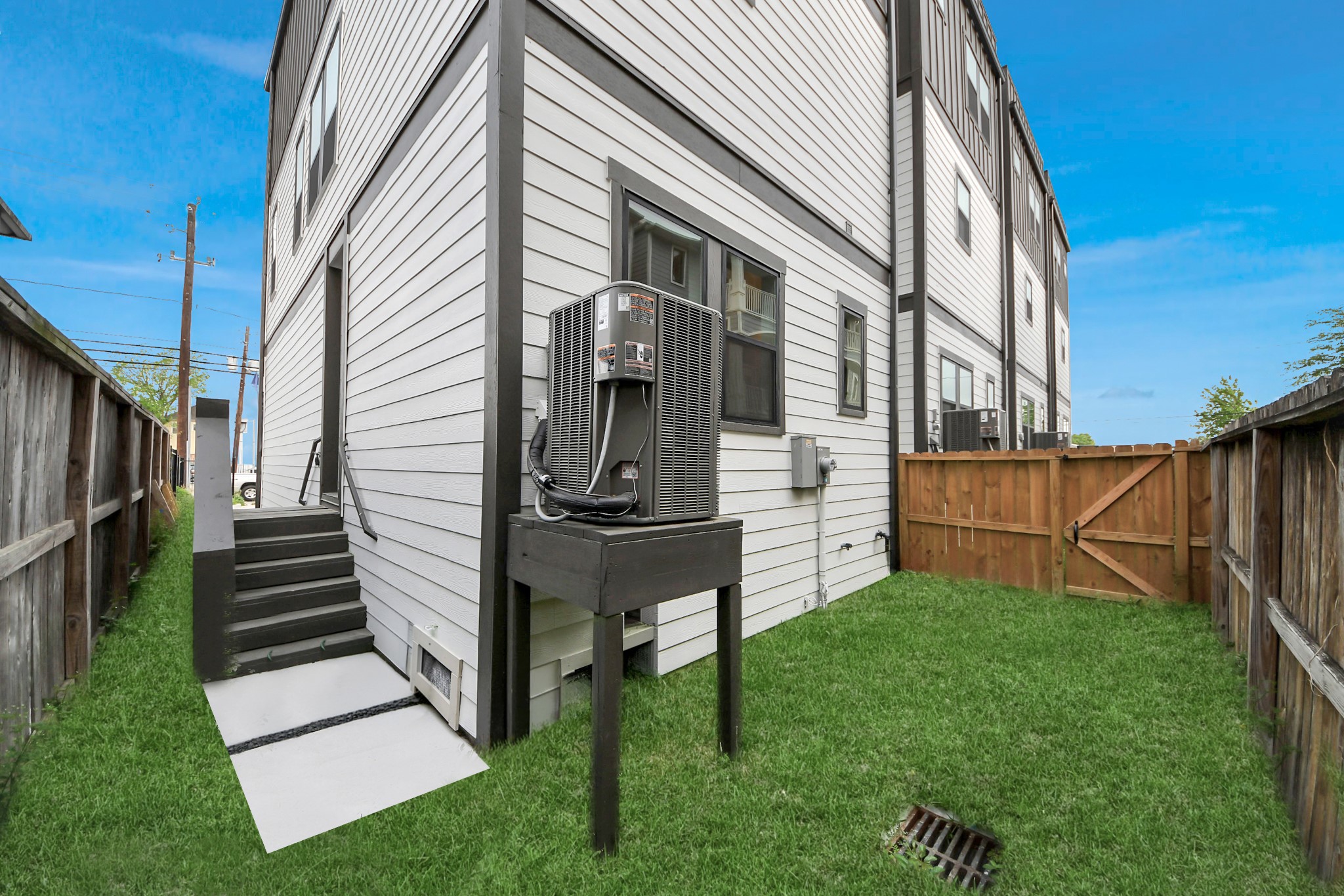 2430 Ella Boulevard Property Photo 42