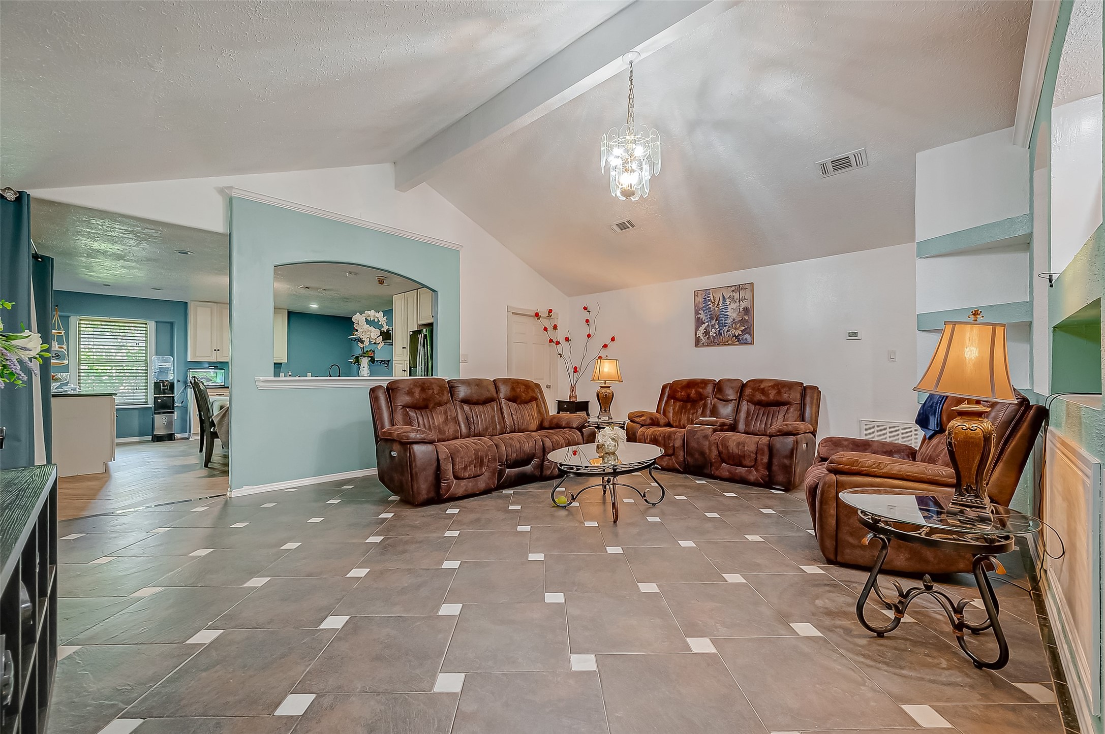 9310 Clipperwood Place Property Photo 13