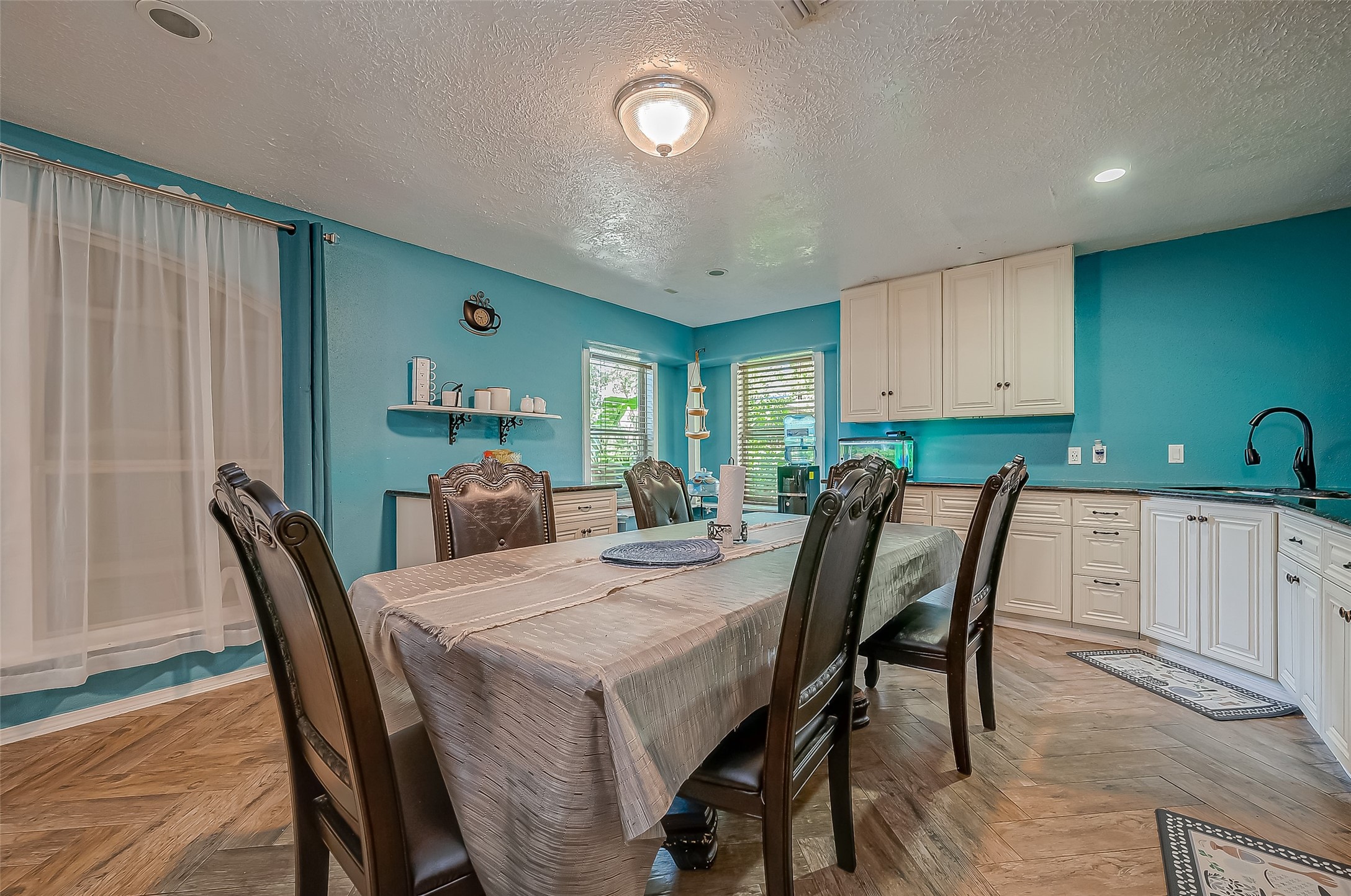9310 Clipperwood Place Property Photo 18