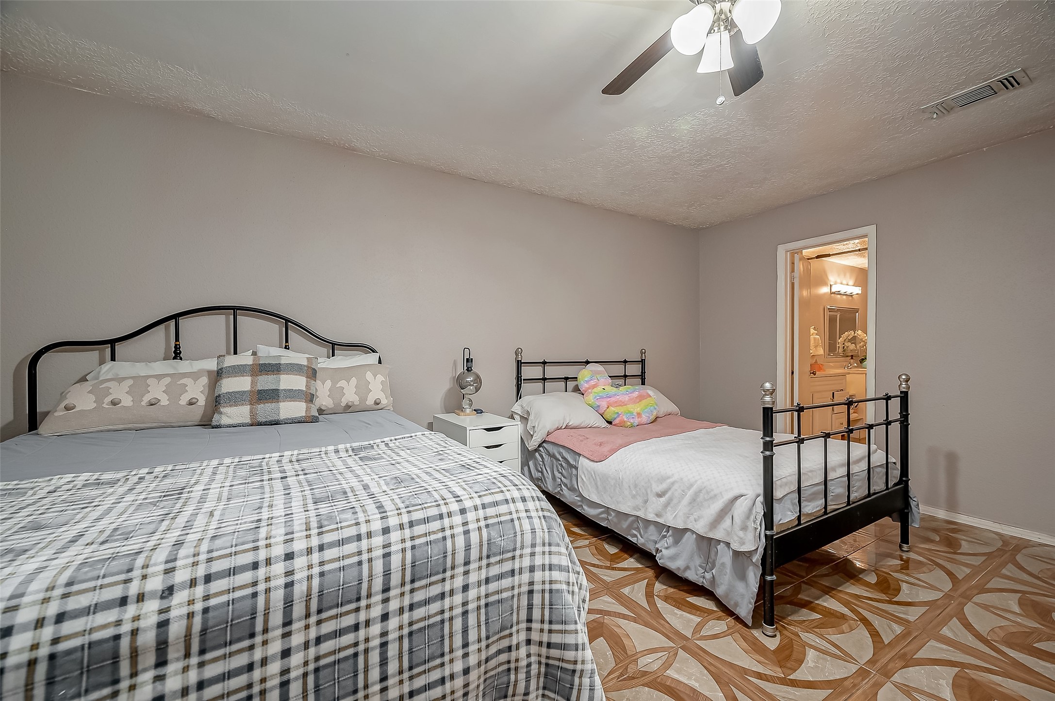 9310 Clipperwood Place Property Photo 32