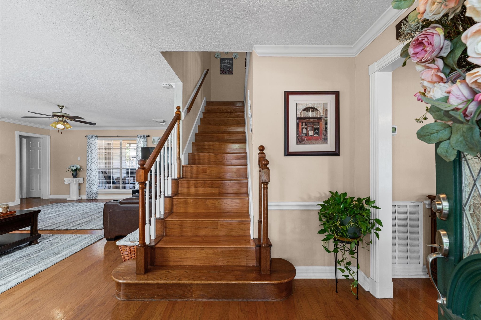 2710 Saint Andrews Place Property Photo 5