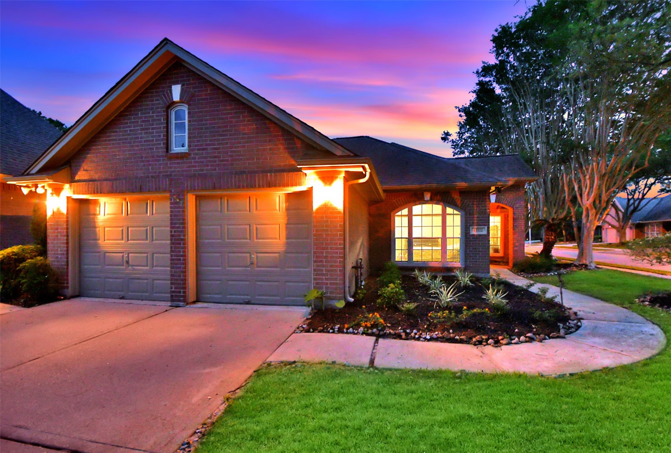13702 Senca Park Drive Property Photo