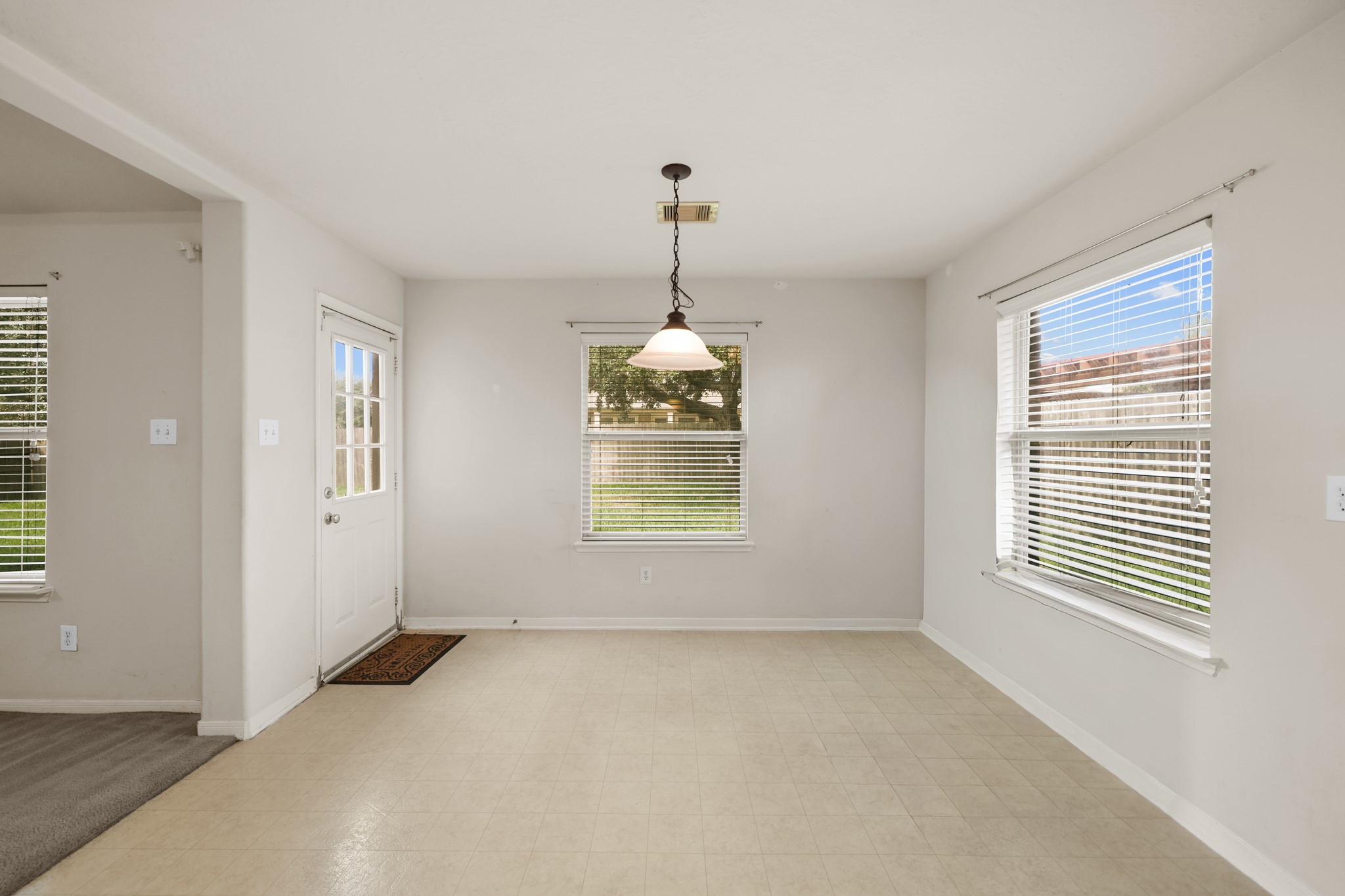 3808 Parry Court Property Photo 5