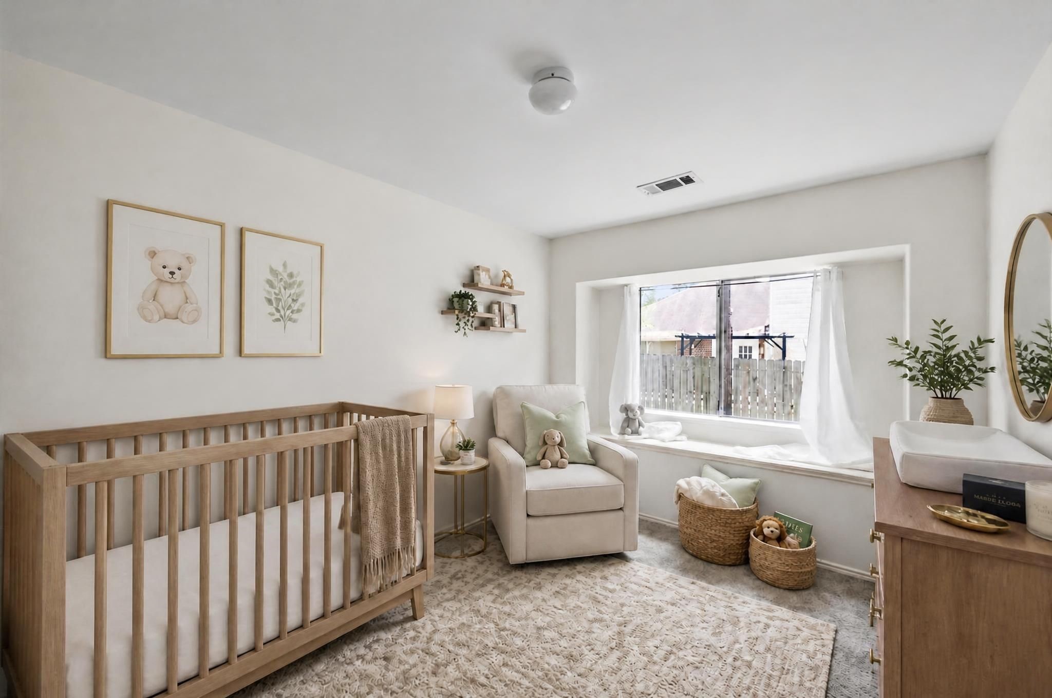 16022 Sugar Tree Drive Property Photo 4