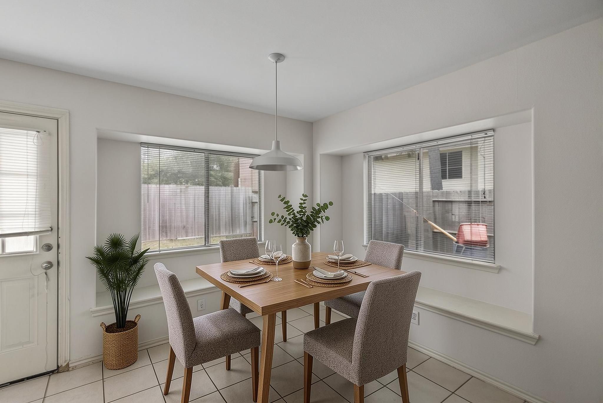 16022 Sugar Tree Drive Property Photo 9