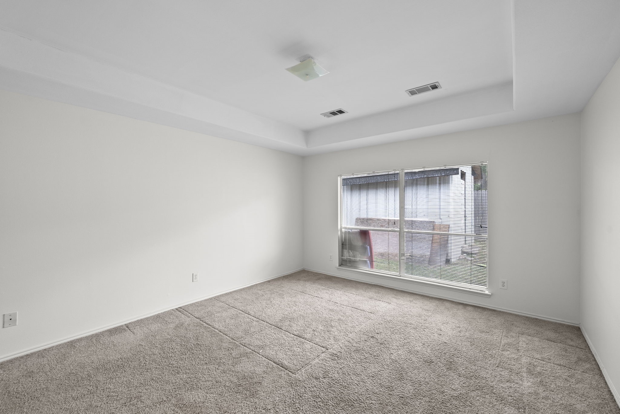 16022 Sugar Tree Drive Property Photo 17