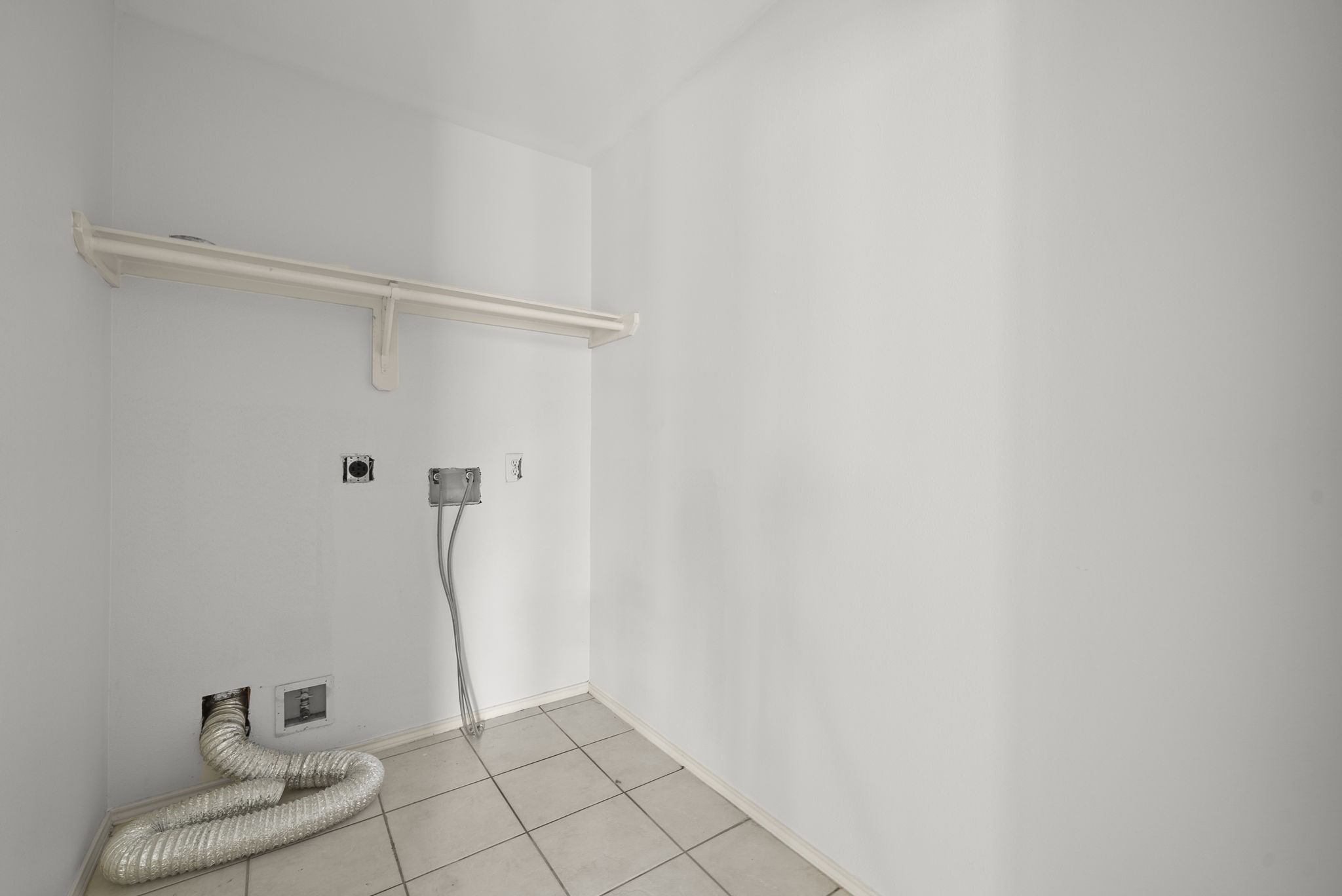 16022 Sugar Tree Drive Property Photo 27
